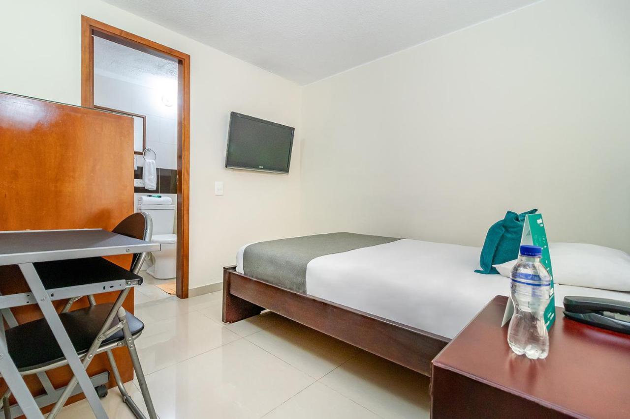 Hotel Nabusimake Modelia โบโกตา ภายนอก รูปภาพ