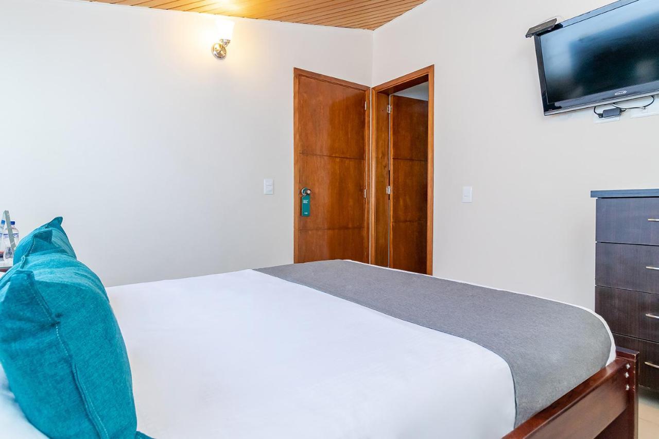 Hotel Nabusimake Modelia โบโกตา ภายนอก รูปภาพ