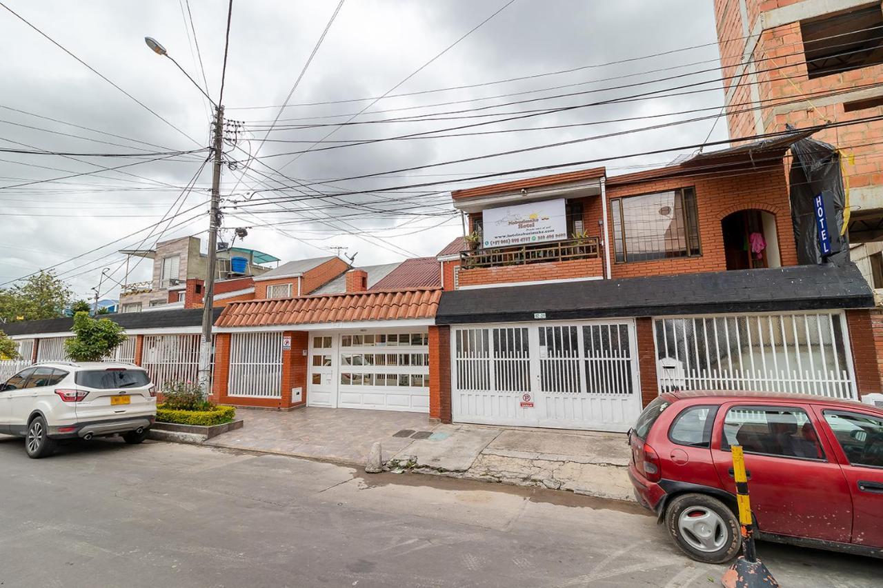 Hotel Nabusimake Modelia โบโกตา ภายนอก รูปภาพ